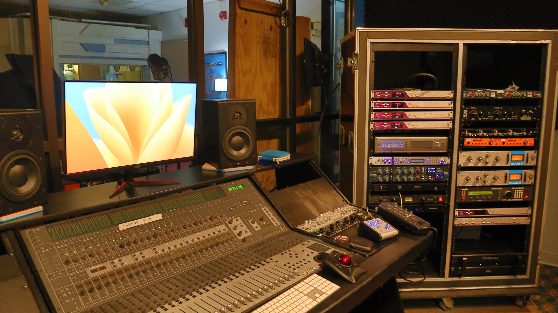Pearl River Sound Co. control room